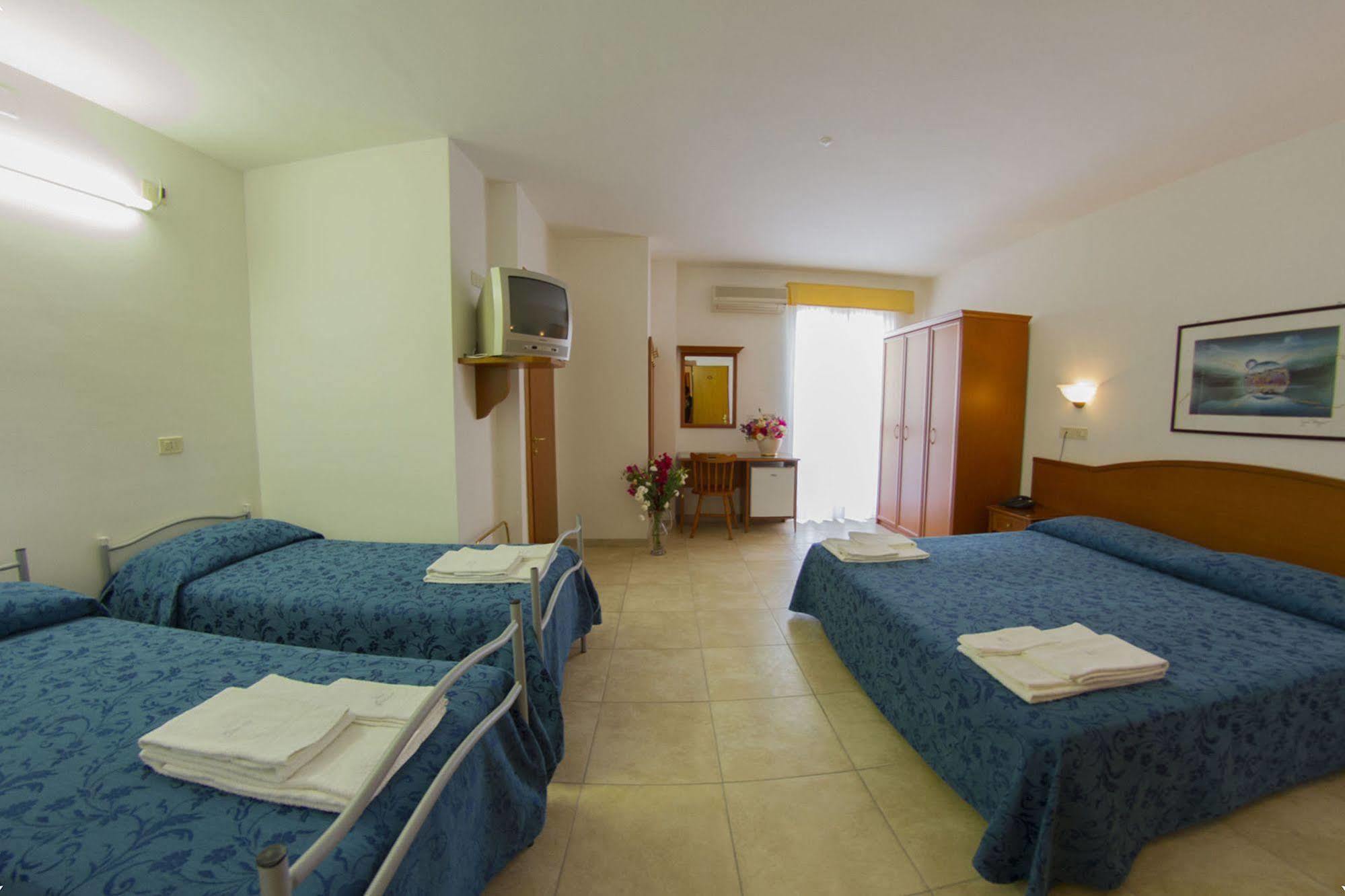 Hotel Orchidea Peschici Exterior photo